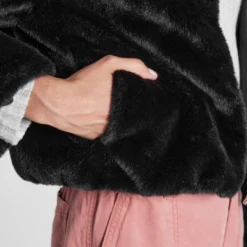 Women's Zip-Front Faux Fur Jacket - Wild Fable™ -Herday Fashion GUEST 1f5c2e52 2ce3 443a b661 8d36ce3b4818