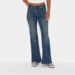 Women's Mid-Rise Flare Jeans - Wild Fableā¢