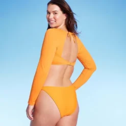 Women's Cropped Open Back Rashguard - Wild Fable™ -Herday Fashion GUEST fcd2c72e ff09 4c11 bfd7 d6e5ba93c64f